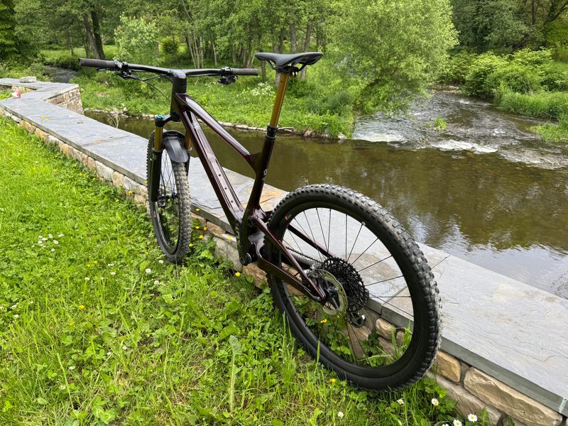 Used Scott Spark 900 2024 2024 Mountainbike, Red, 29 — image 3 of 23
