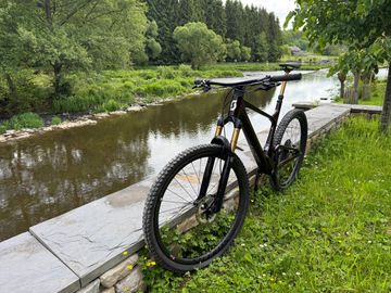 Used Scott Spark 900 2024 2024 Mountainbike, Red, 29 — image 2 of 23