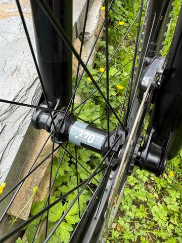 Used Scott Spark 900 2024 2024 Mountainbike, Red, 29 — image 21 of 23