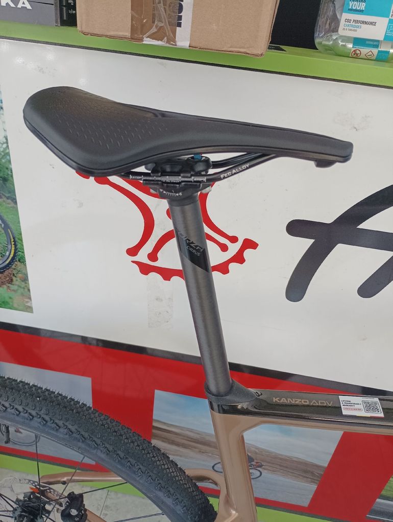 Used Ridley Kanzo Adventure - Shimano GRX600 1x12sp 2026 2026 Road & Gravel — image 3 of 5
