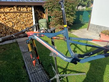 Used Orbea OIZ H30 2021 Frameset 2021 Mountainbike — image 2 of 3