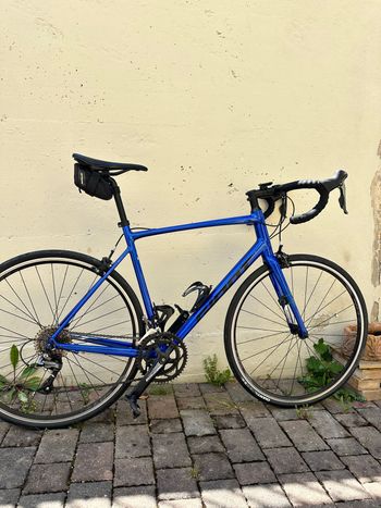 Used Giant Contend 2 2020 2020 Road & Gravel