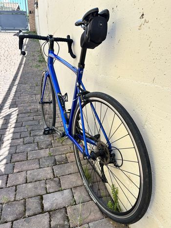 Used Giant Contend 2 2020 2020 Road & Gravel, Blau — image 7 of 7