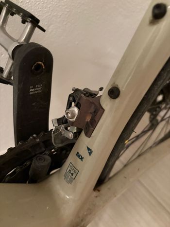 Used BMC Roadmachine SIX 2022 2022 Road & Gravel, Light Gray — image 3 of 4