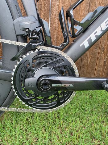 Used Trek Madone SLR 7 AXS Gen 8 2025 2025 Road & Gravel, Black — image 3 of 13