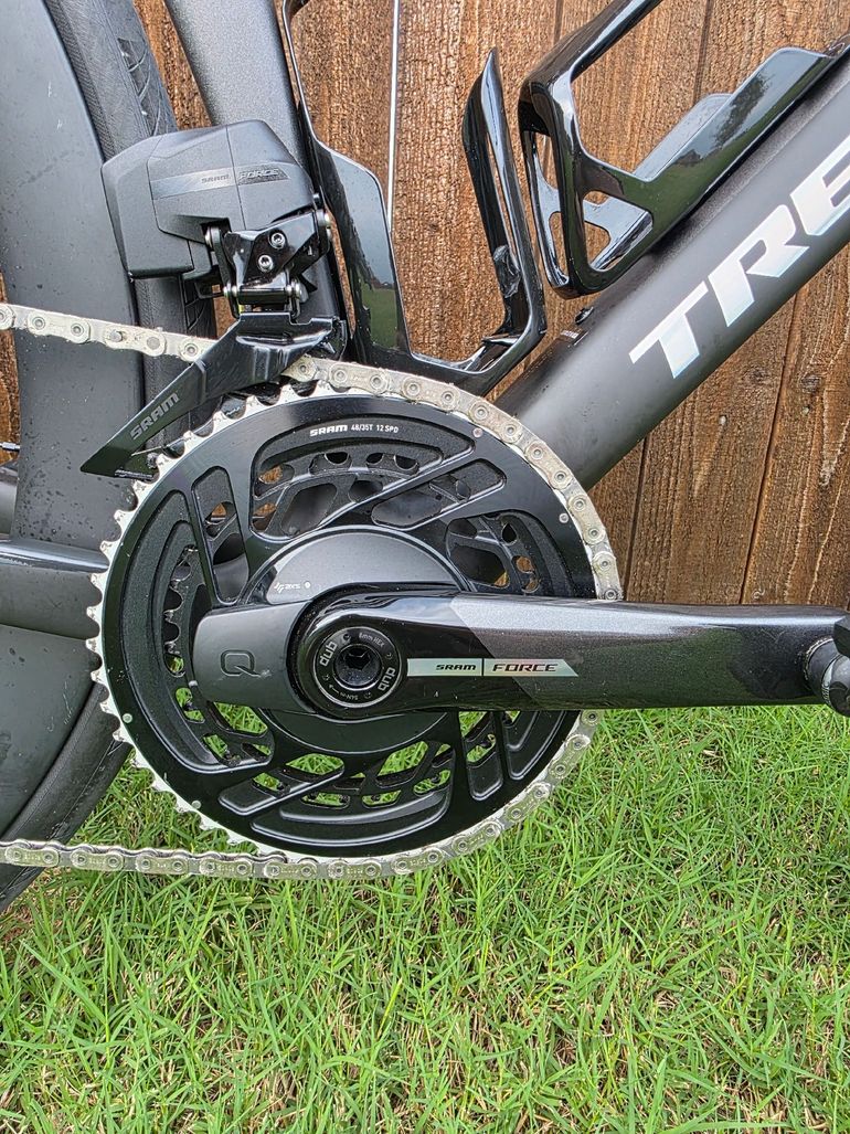 Used Trek Madone SLR 7 AXS Gen 8 2025 2025 Road & Gravel, Black — image 3 of 13