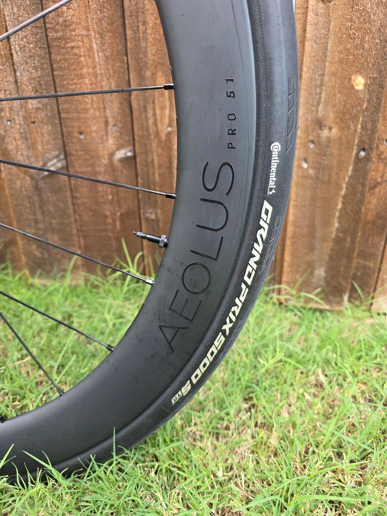 Used Trek Madone SLR 7 AXS Gen 8 2025 2025 Road & Gravel, Black — image 9 of 13
