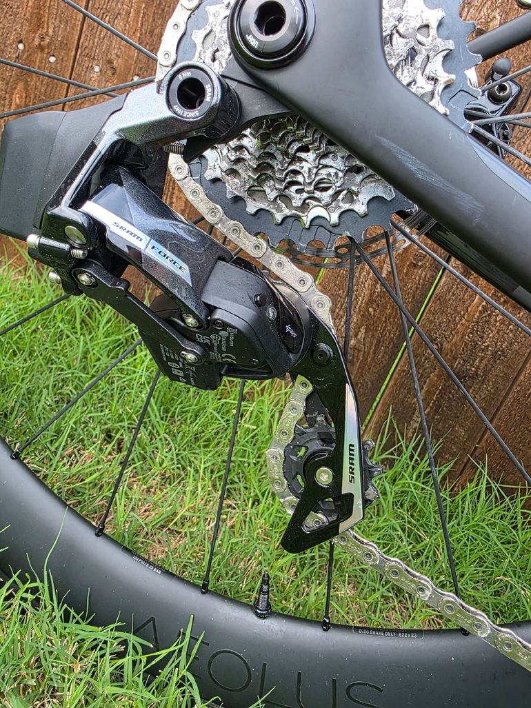 Used Trek Madone SLR 7 AXS Gen 8 2025 2025 Road & Gravel, Black — image 4 of 13