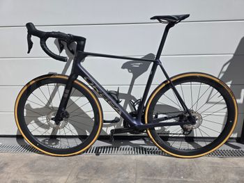 Used Orbea ORCA M20iLTD 2024 2024 Road & Gravel, Purple — image 2 of 5