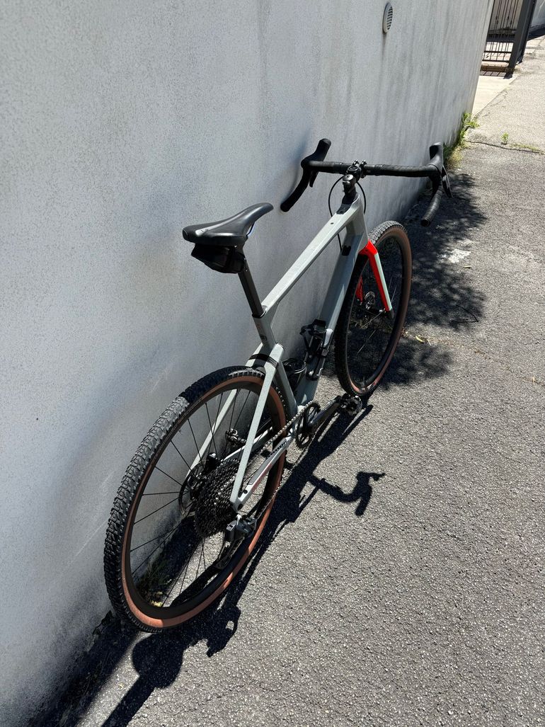 Used BMC Urs SRAM GX Eagle AXS 2023 Road & Gravel, Hellgrau — image 7 of 8