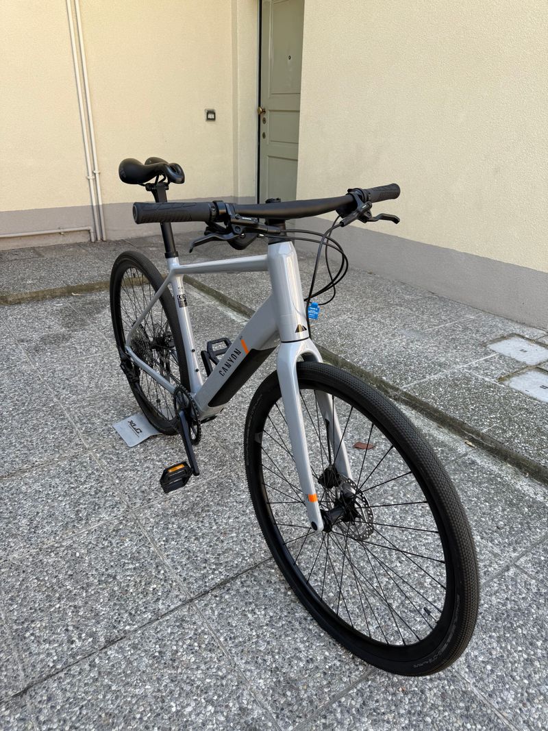 Tweedehands Canyon Roadlite:ON Shimano Deore XT 2023 Urban — afbeelding 2 van 42