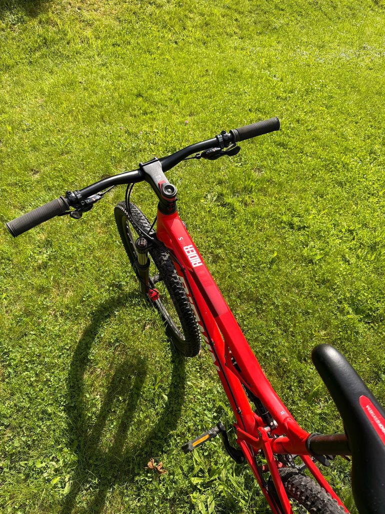Used B’TWIN B’TWIN Custom Shimano Dura Ace Di2 2018 Mountainbike, Red — image 2 of 8