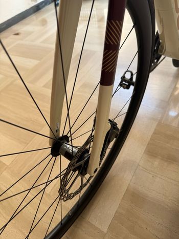 Used Orbea ORCA M30i 2025 2025 Road & Gravel, White — image 8 of 12