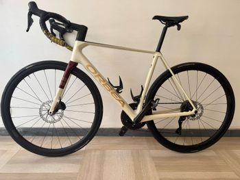 Used Orbea ORCA M30i 2025 2025 Road & Gravel, White — image 2 of 12