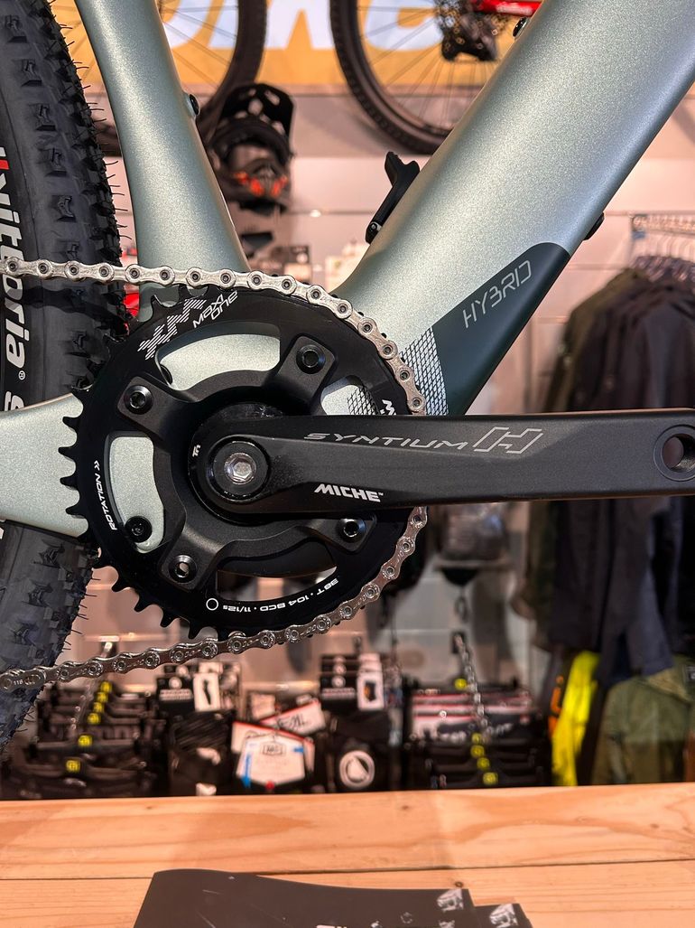 Used Wilier adlar hybrid Wilier adlar hybrid Custom Shimano GRX 2026 Road & Gravel, Light Gray — image 3 of 6