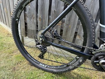 Used Sensa Merano Evo SLE 2022 2022 Mountainbike, Black, 29 — image 3 of 5