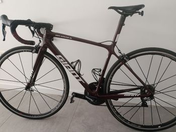 Used Giant TCR Advanced SL 1 2017 2017 Road & Gravel, Red — image 2 of 5