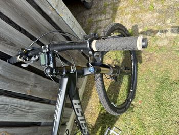 Used Sensa Merano Evo SLE 2022 2022 Mountainbike, Black, 29 — image 4 of 5