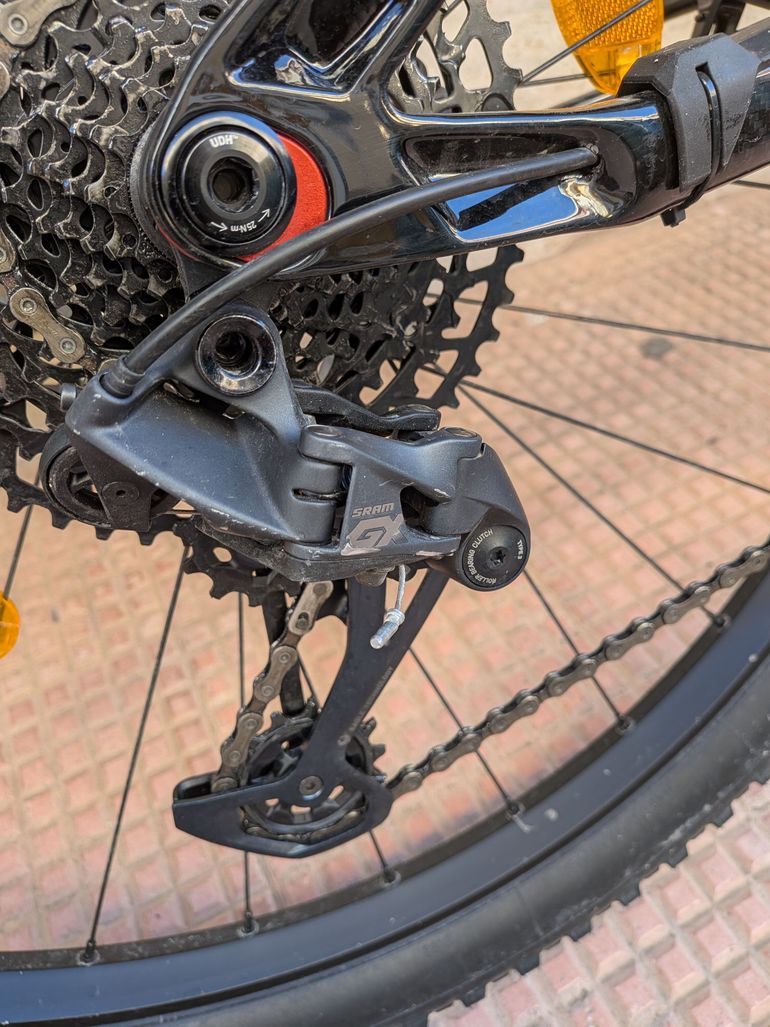 Used Fantic XTF 1.6 Carbon Sport 2025 2025 Mountainbike, Negro — image 10 of 23