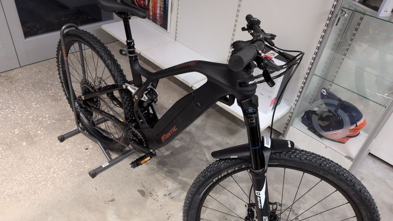 Used Fantic XTF 1.6 Carbon Sport 2025 2025 Mountainbike, Negro — image 17 of 23