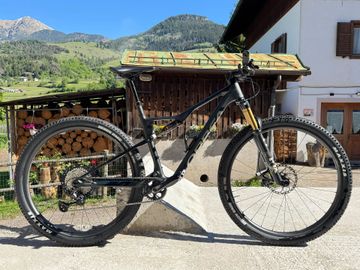 Brugt Orbea OIZ M10 2023 2023 Mountainbike — billede 1 af 12