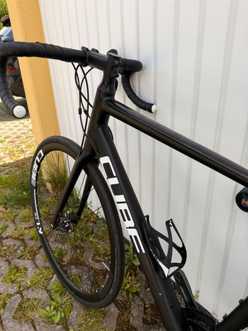 Used CUBE ATTAIN RACE 2024 2024 Road & Gravel — image 4 of 8