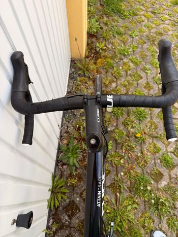 Used CUBE ATTAIN RACE 2024 2024 Road & Gravel — image 5 of 8