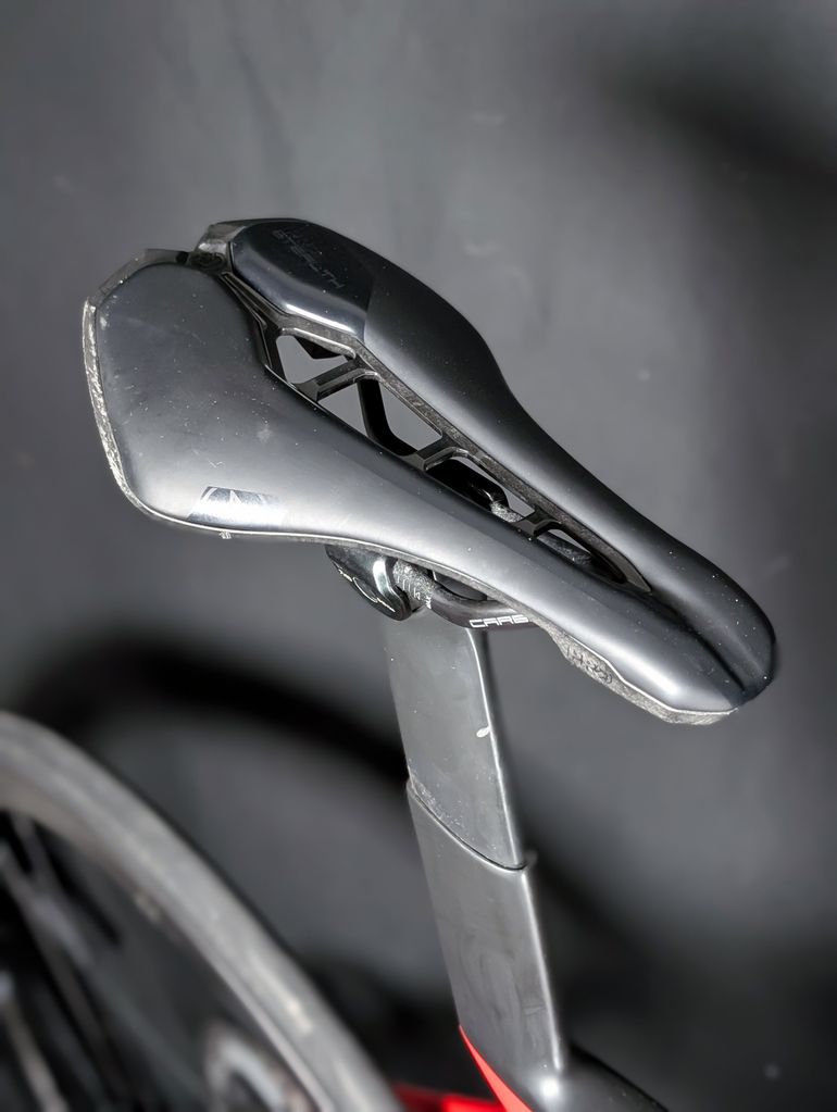 Used Trek Madone SLR 9 Gen 7 2024 2024 Road & Gravel, Red — image 20 of 22