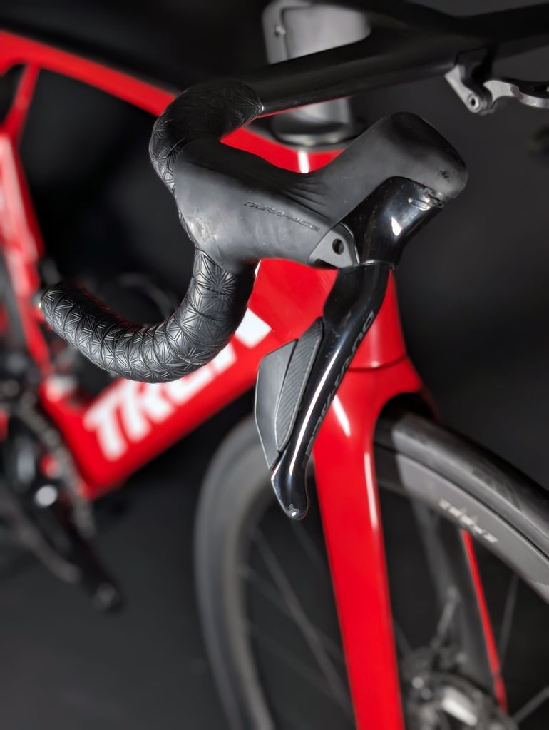 Used Trek Madone SLR 9 Gen 7 2024 2024 Road & Gravel, Red — image 21 of 22
