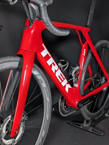 Used Trek Madone SLR 9 Gen 7 2024 2024 Road & Gravel, Red — image 8 of 22