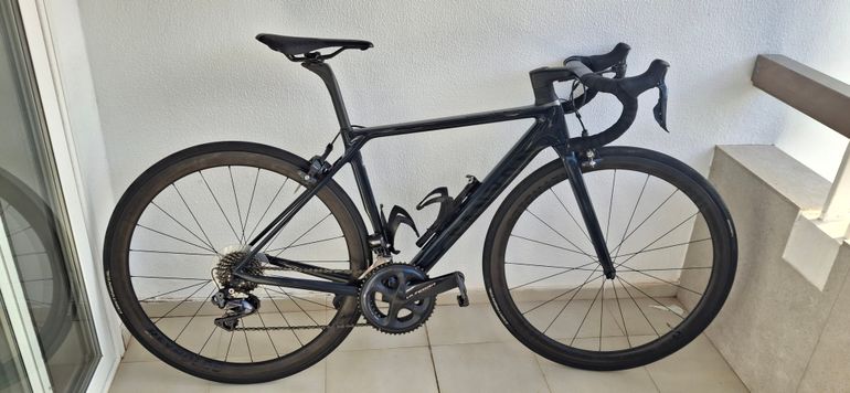 Used Canyon Ultimate CF SLX 8.0 Di2 2020 2020 Road & Gravel, Blue — image 1 of 17