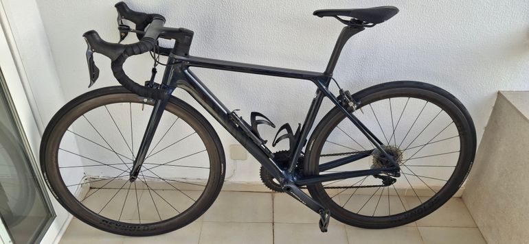 Used Canyon Ultimate CF SLX 8.0 Di2 2020 2020 Road & Gravel, Blue — image 2 of 17