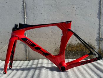 Used BH Aerolight Frameset 2025 Road & Gravel, Red — image 8 of 13