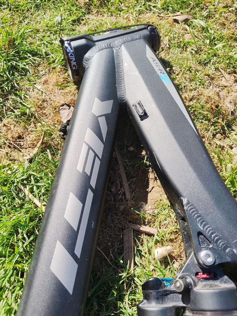 Used Yeti Yeti Custom Frameset 2011 Mountainbike — image 3 of 13