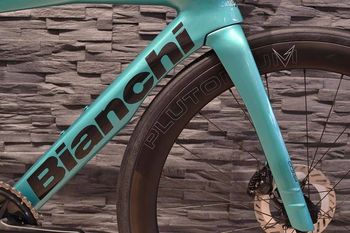 Used Bianchi Bianchi Oltre Comp 2026 Ultegra Di2 2026 Road & Gravel, Green — image 4 of 7