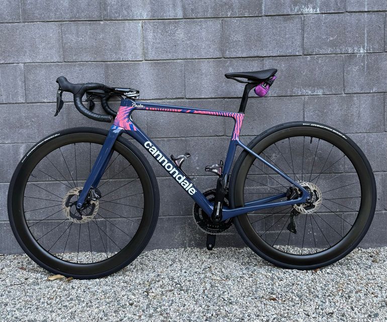 Used Cannondale SuperSix EVO Hi-MOD Disc Dura-Ace Di2 2021 2021 Road & Gravel, Blue — image 7 of 7