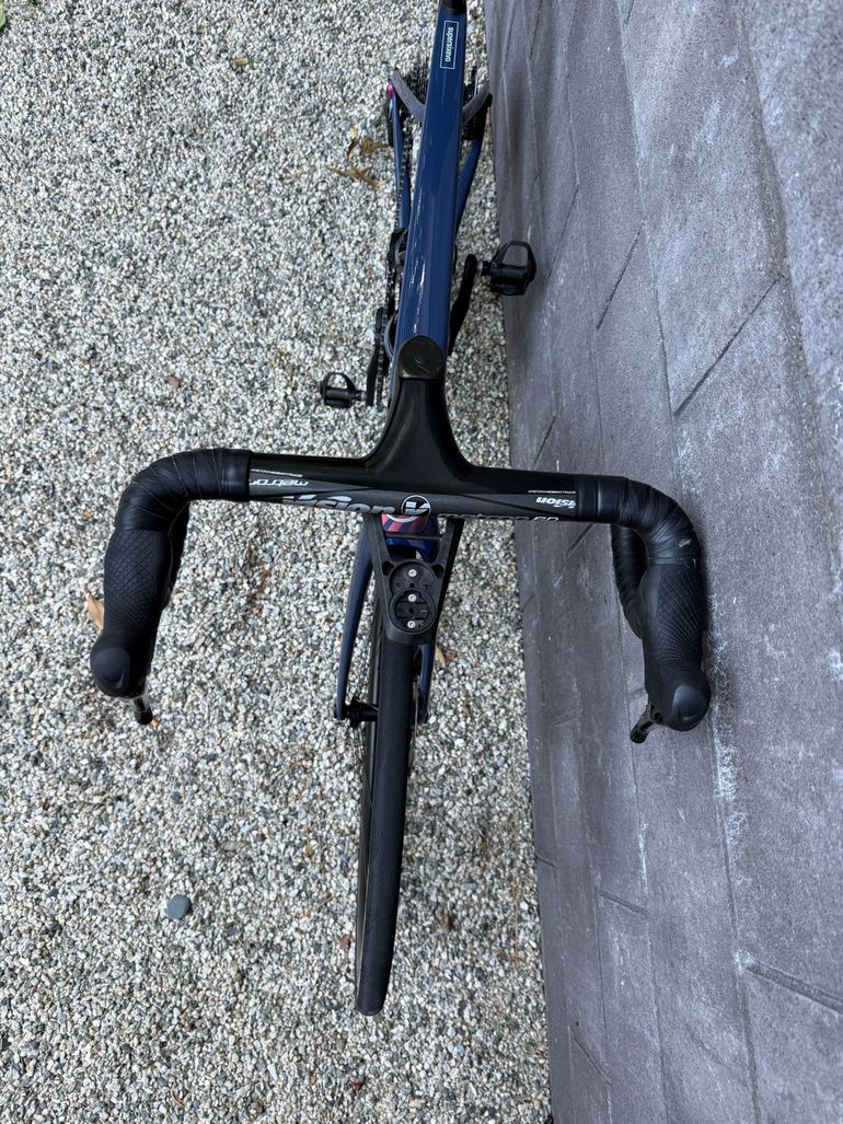 Used Cannondale SuperSix EVO Hi-MOD Disc Dura-Ace Di2 2021 2021 Road & Gravel, Blue — image 5 of 7
