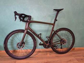 Used Specialized S-Works Tarmac SL8 - Shimano Dura-Ace Di2 2025 2025 Road & Gravel, Green — image 6 of 10