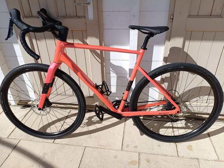Used Scott Speedster Gravel 40 2024 2024 Road & Gravel — image 1 of 4