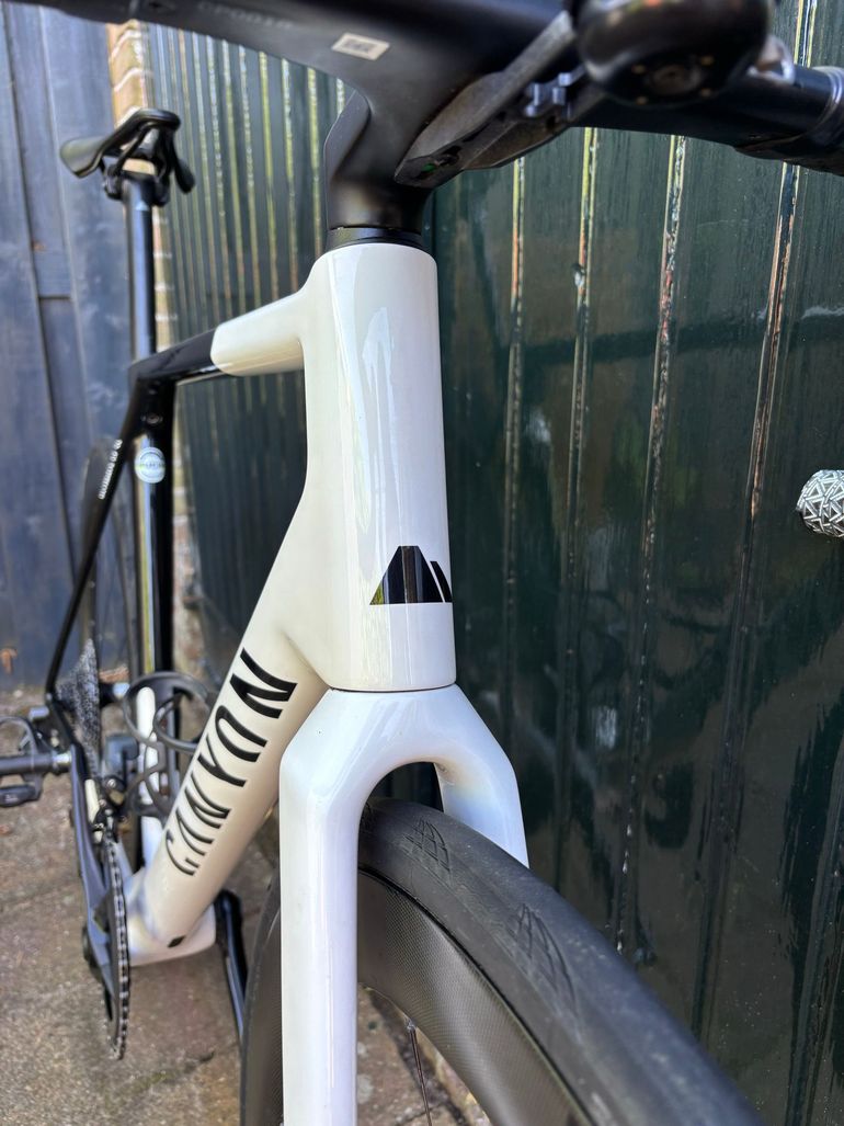Used Canyon Ultimate CF SL 7 AXS 2023 2023 Road & Gravel, White — image 9 of 10