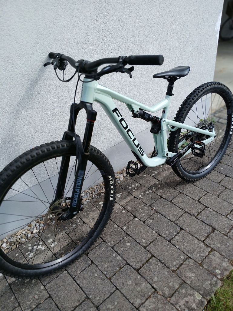 Used Focus Jam SRAM Red eTap AXS 2020 Mountainbike, White — image 1 of 6