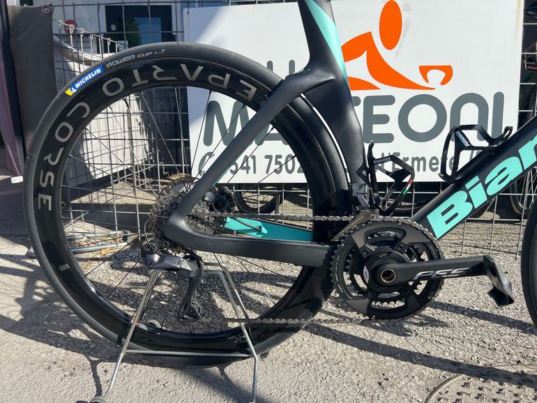 Used Bianchi Oltre PRO Ultegra Di2 2023 2023 Road & Gravel — image 2 of 13