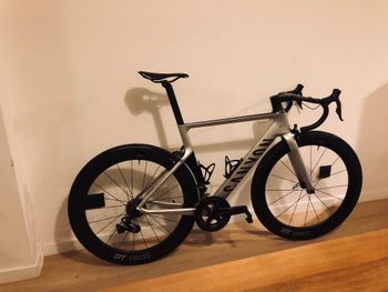 Used Canyon Aeroad CF SL 8.0 2020 2020 Road & Gravel — image 2 of 3