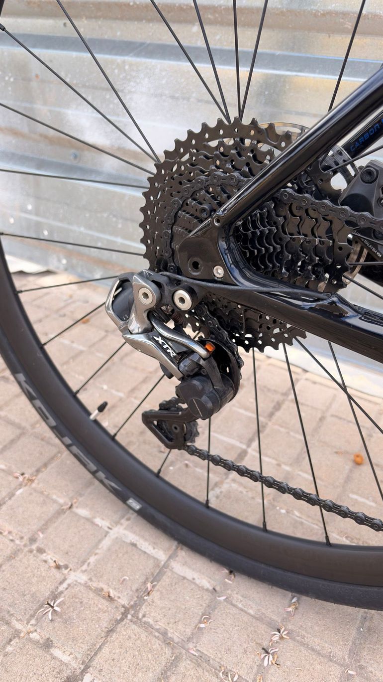Used Specialized Sirrus X Specialized Sirrus X Custom Shimano XTR Di2 Urban, Black — image 2 of 6