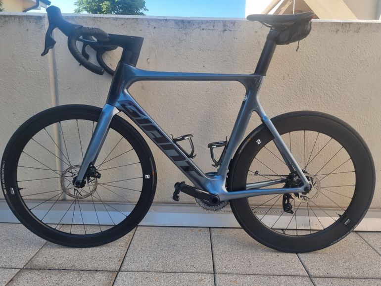 Used Giant Propel Advanced 1 2023 2023 Road & Gravel, Light Gray — image 3 of 4
