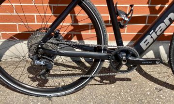 Używany Bianchi Impulso e-Allroad GRX 600 2023 2023 Road & Gravel — zdjęcie 2 z 8