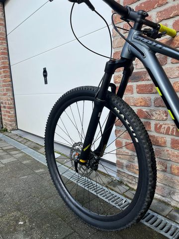 Used Scott Scale 980 2022 2022 Mountainbike, Light Gray, 29 — image 10 of 13