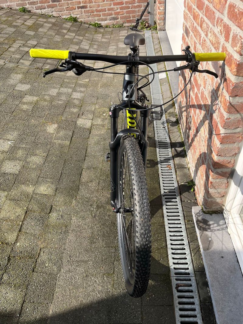 Used Scott Scale 980 2022 2022 Mountainbike, Light Gray, 29 — image 4 of 13