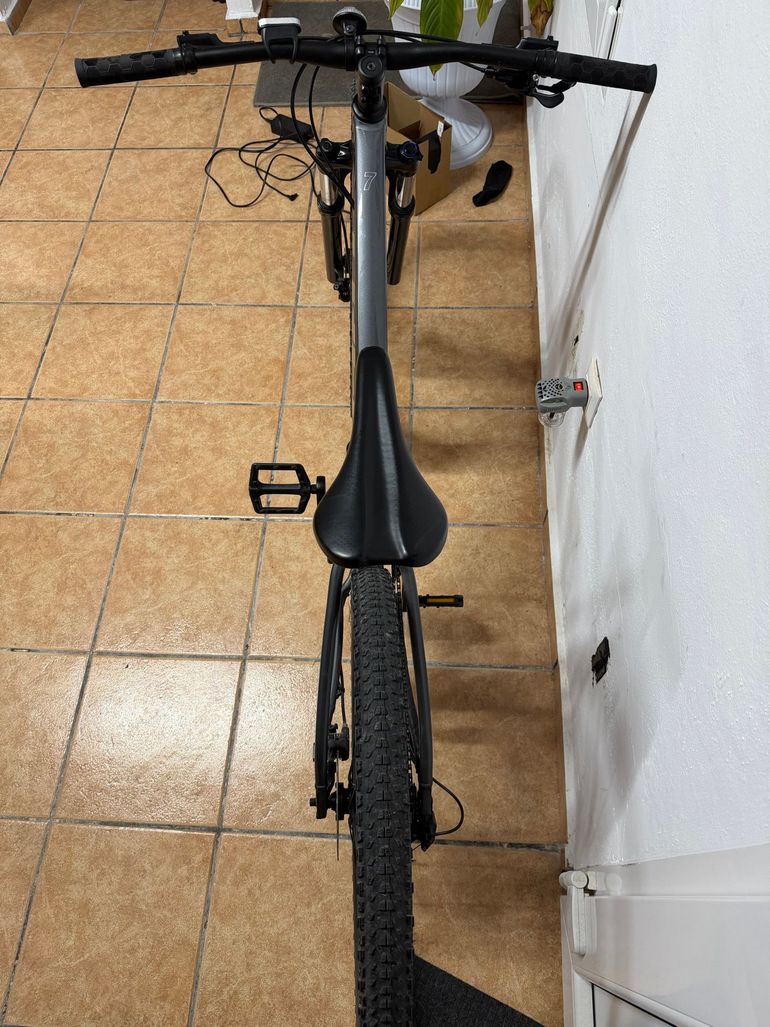 Used Trek Marlin 7 Gen 2 2023 2023 Mountainbike — image 4 of 6