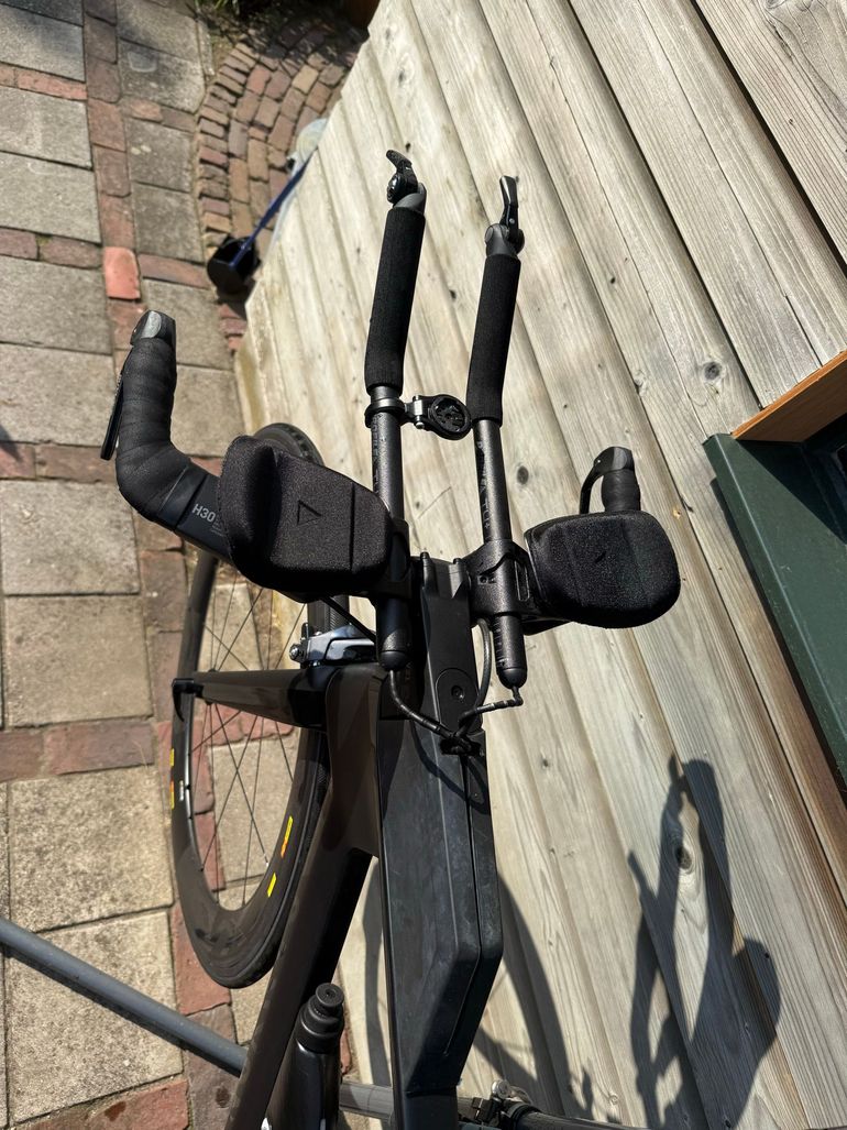 Used Canyon Speedmax CF 8.0 2018 2018 Road & Gravel, Black — image 7 of 13